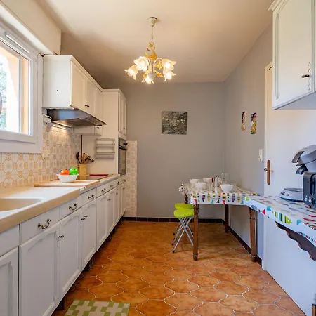 Apartamento Les Mimosas-3 By Interhome
